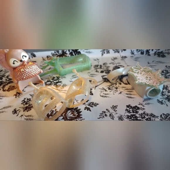 5 Used Hand Sanitizer Cases (3 are Bath & Body Works) - Picture 2 of 11
